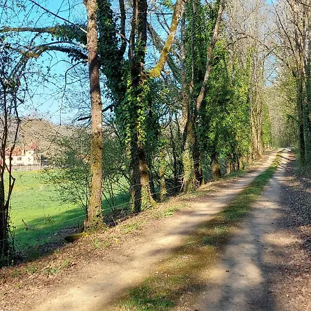 Ferme Des Petites Oreilles 4 Etoiles * Montignac-Lascaux