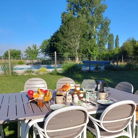 Ferme Des Petites Oreilles 4 Etoiles 3*